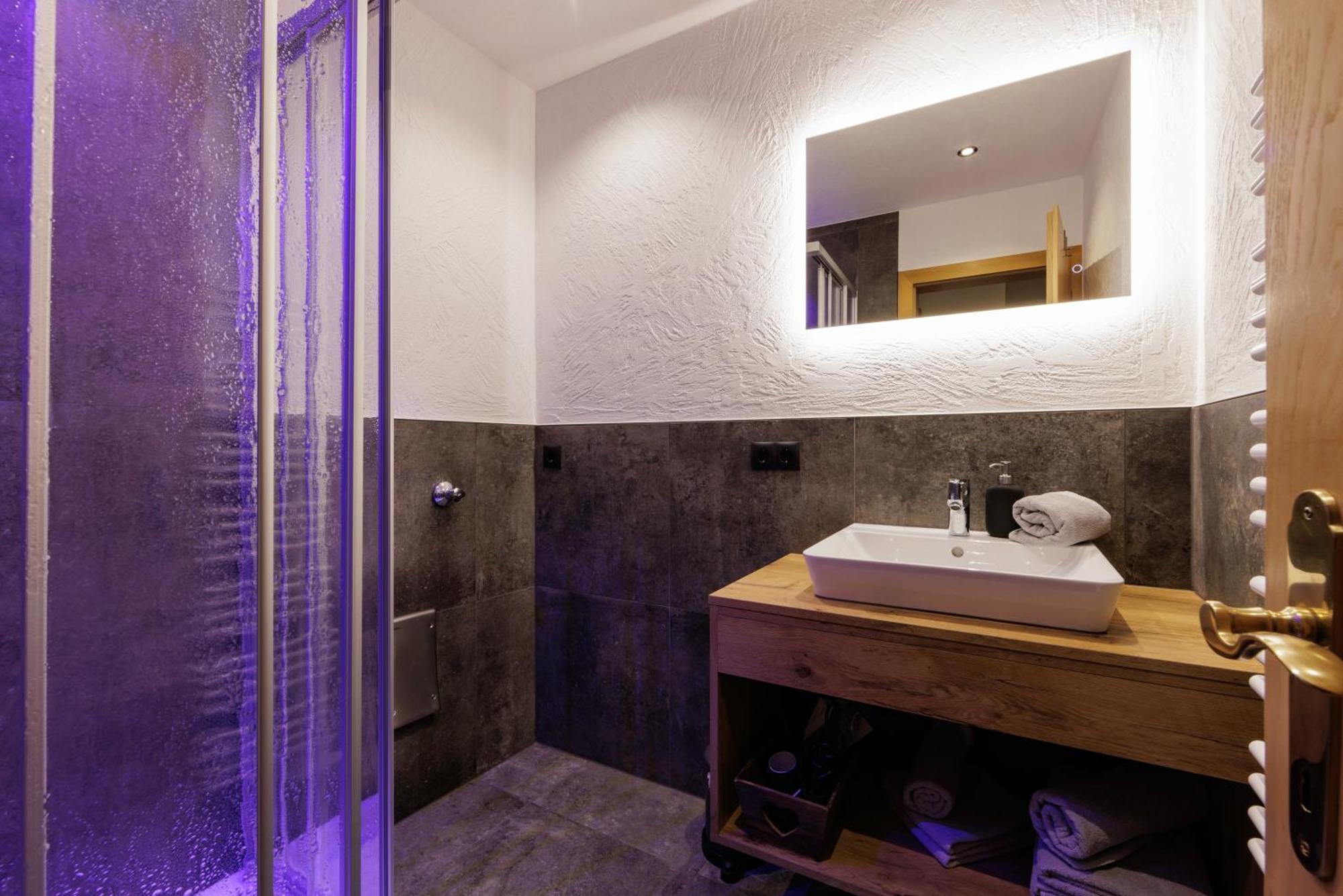 ריד אים אוברינטל Apartmenthaus Goldeck מראה חיצוני תמונה