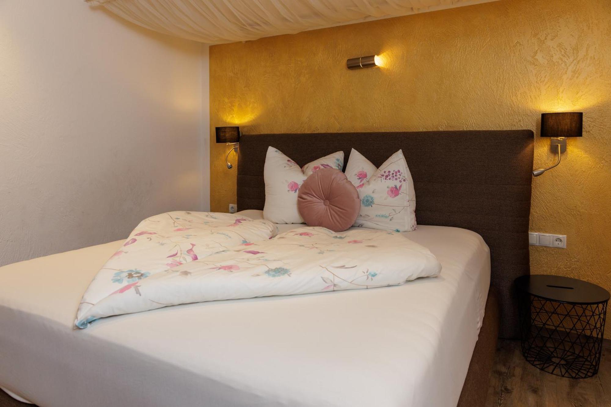 ריד אים אוברינטל Apartmenthaus Goldeck מראה חיצוני תמונה