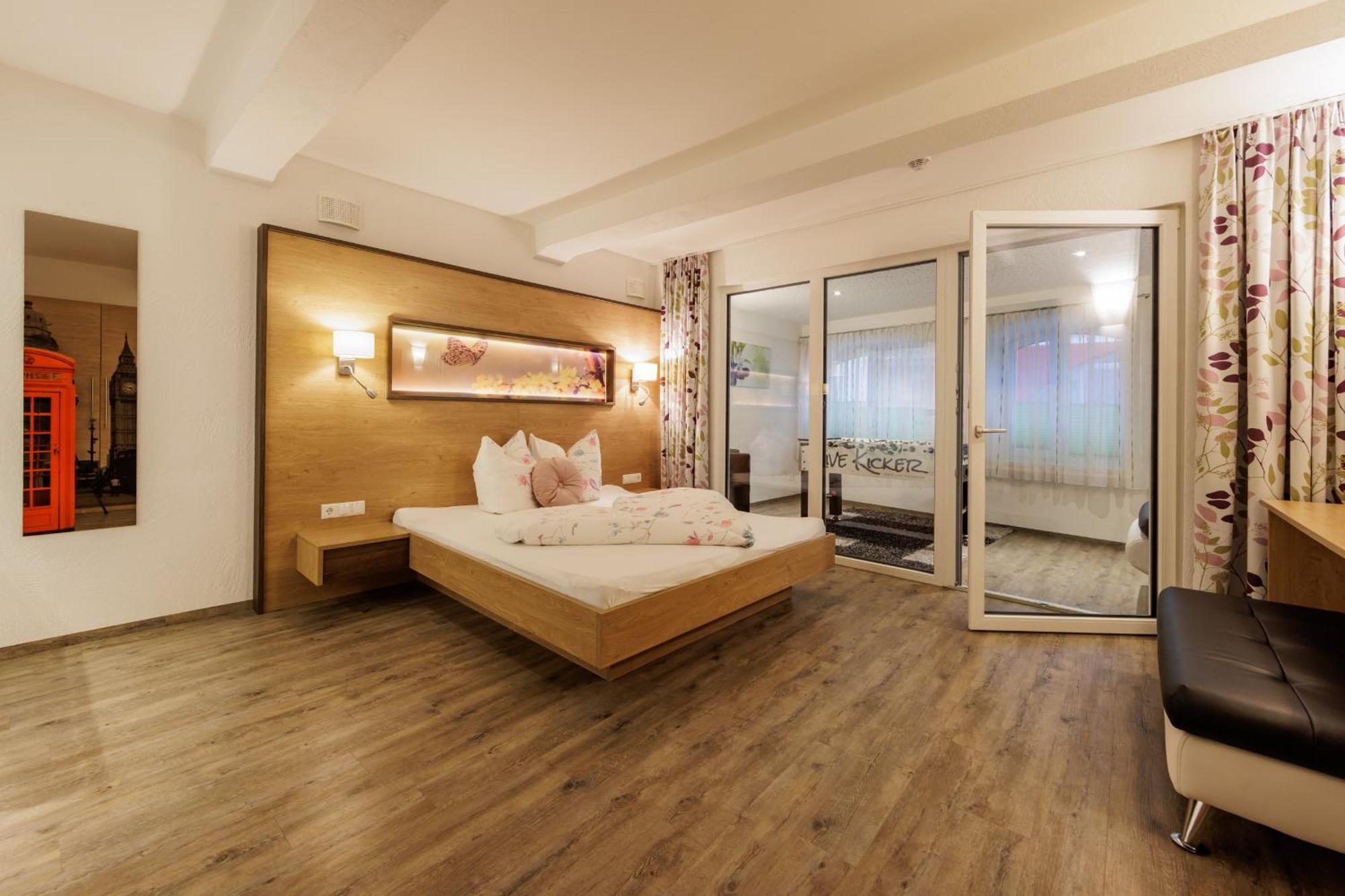 ריד אים אוברינטל Apartmenthaus Goldeck מראה חיצוני תמונה