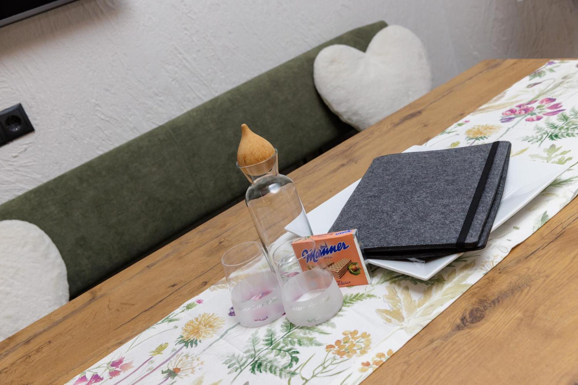 ריד אים אוברינטל Apartmenthaus Goldeck מראה חיצוני תמונה