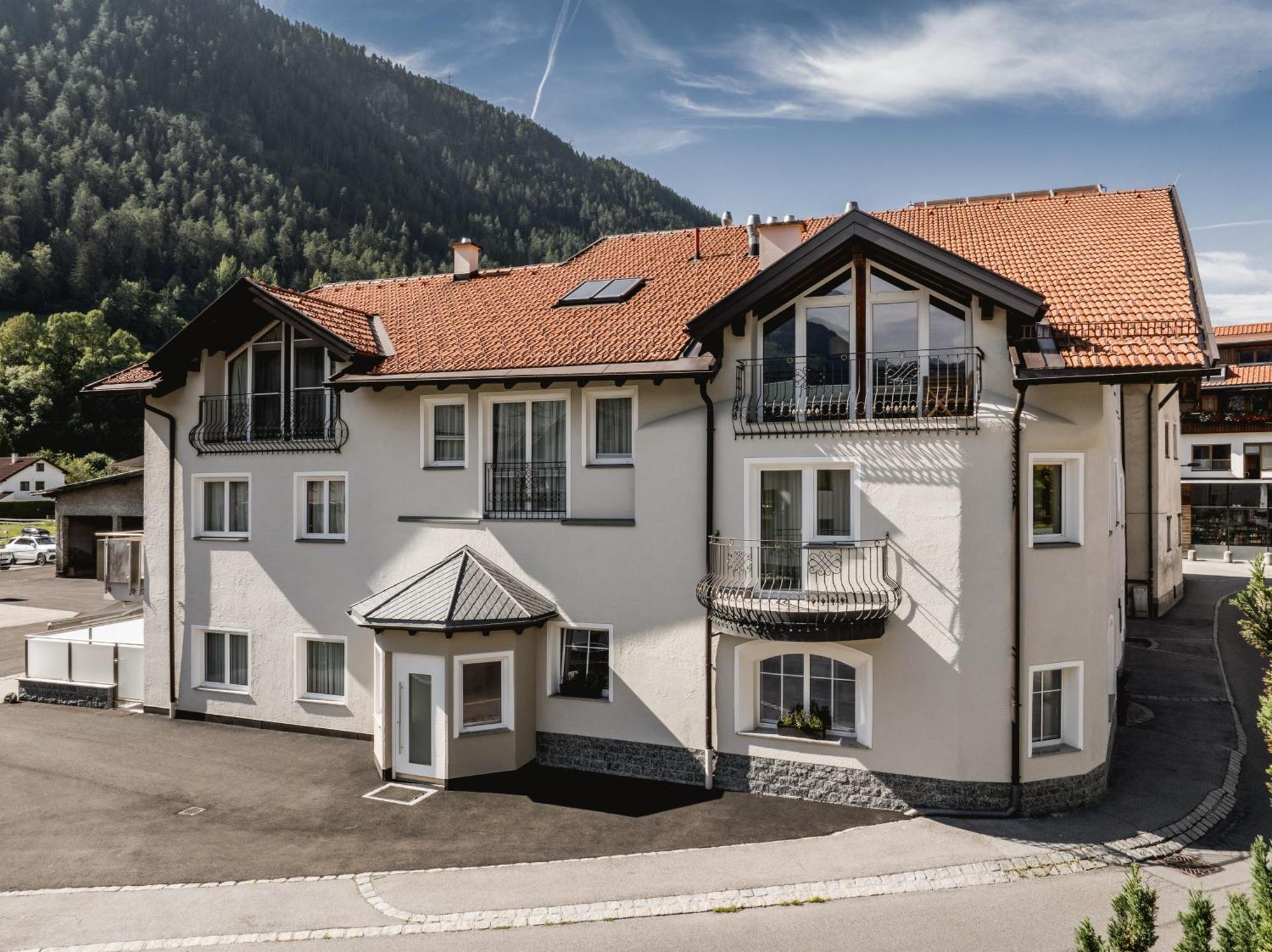 ריד אים אוברינטל Apartmenthaus Goldeck מראה חיצוני תמונה